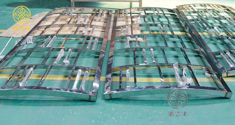 mirror room divider manufacture