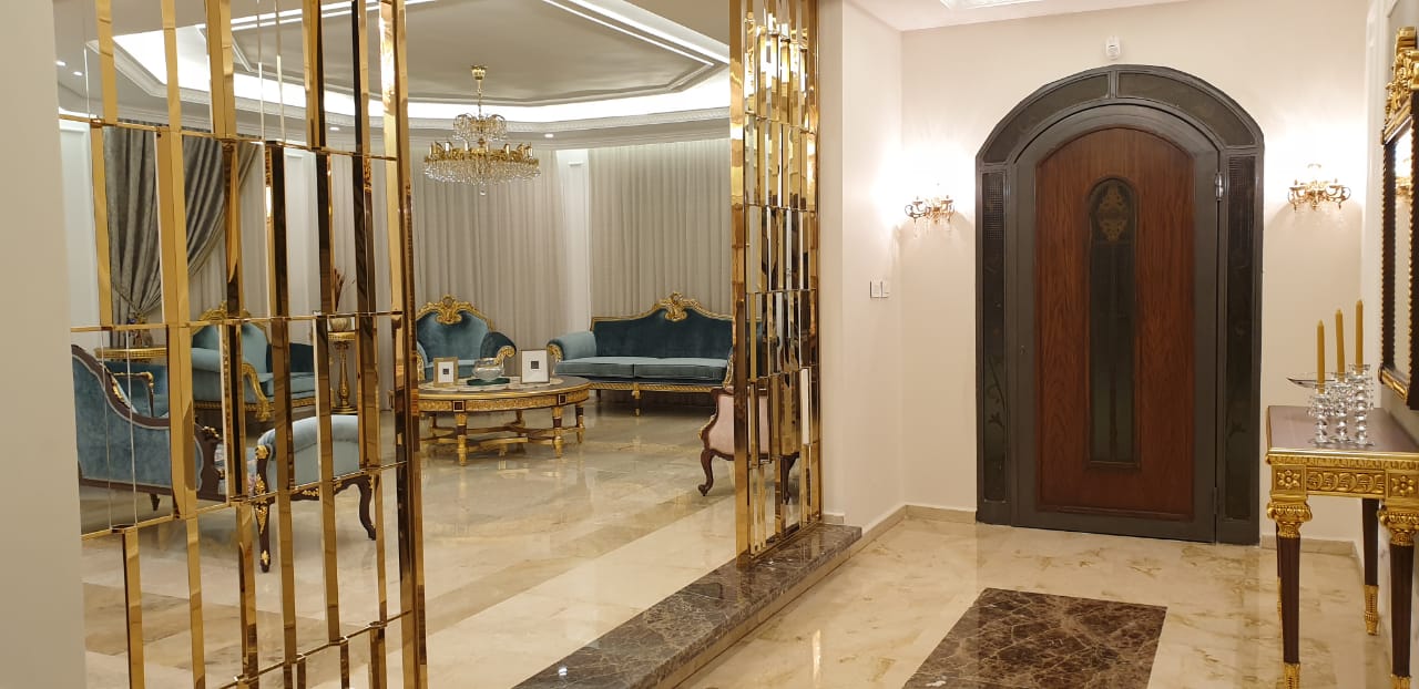 gold stainless steel room divider